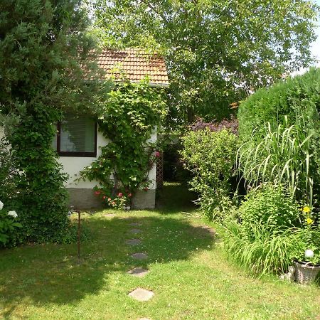 Gemuetliches Gaestehaus Berlin Bohnsdorf, Naehe Flughafen Schoenefeld Dış mekan fotoğraf